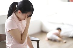 <b>“我妈不挣钱”，8岁儿子的鄙视，深深刺痛了全职妈妈</b>