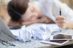 <b>你还在羡慕精英生活吗？销售人的梦幻日常，在这里就</b>