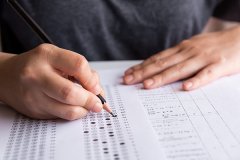 <b>六年考编17次均落榜，那些失利的中年人，路在何方？</b>