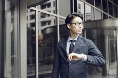 <b>37岁放弃“铁饭碗”再出发，选择比努力真的更重要？</b>